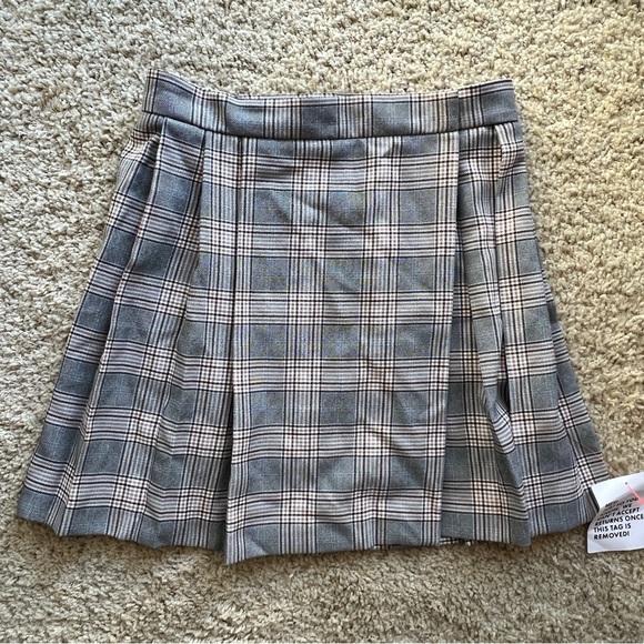 ASOS Gray Plaid Pleated Mini Skirt - Picture 6 of 10